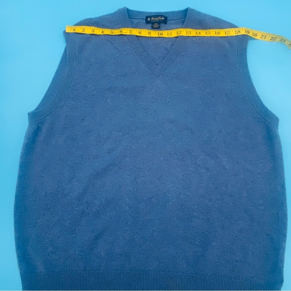 Vintage Brooks Brothers Sweater Vest Mens Medium Blue Cashmere Scotland XXL - Picture 4 of 5